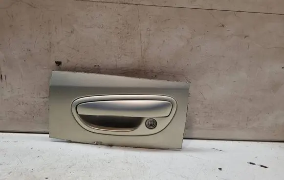 Subaru Outback Front door exterior handle 
