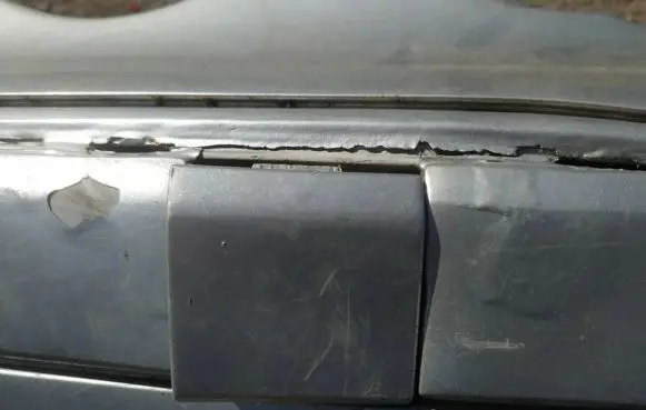 Mercedes-Benz C W203 Front tow hook cap/cover
