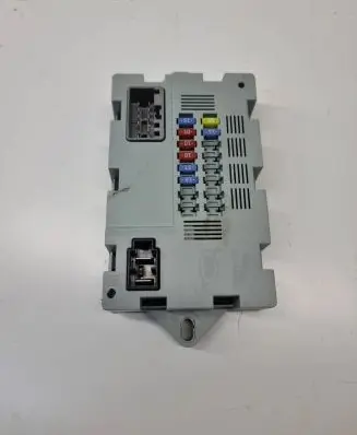 Land Rover Discovery 5 Fuse module CPLA14Q073AA