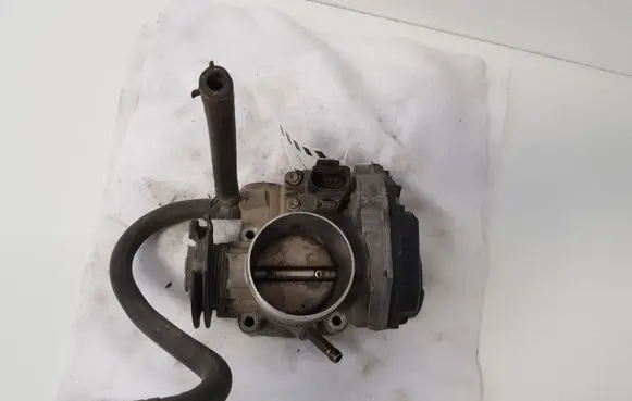 Audi A3 S3 8L Throttle valve 06A133064J 408237111012