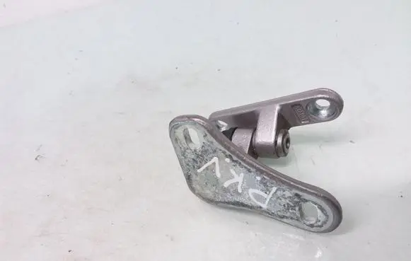 Mercedes-Benz C W203 Front door upper hinge