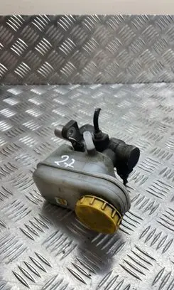 Subaru Forester SJ Master brake cylinder