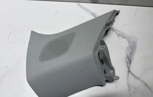 Audi Q3 8U (D)pillar trim (top) 8U0867246