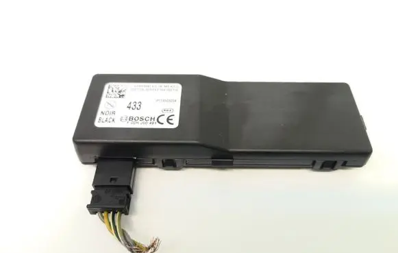Opel Insignia A Door central lock control unit/module 13503204 F00HJ00491