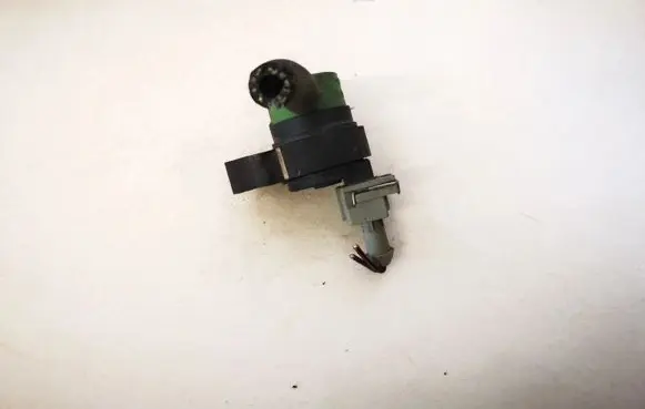 Mercedes-Benz CLC CL203 Turbo solenoid valve a0004706593