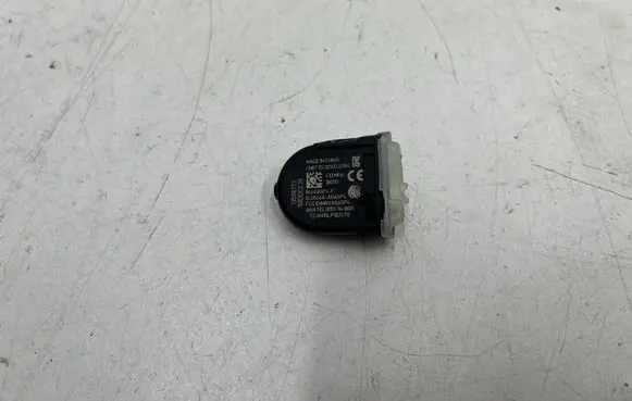 Chevrolet Cruze Tire pressure sensor 13598773 58ddce39