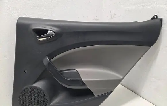 Seat Ibiza IV (6J,6P) Rear door card panel trim 6J4867212