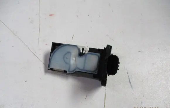 Toyota Hilux (N140, N150, N160, N170) Mass air flow meter 22204F2010