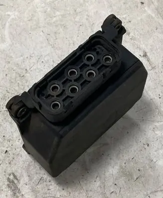 Volkswagen Touran I Turbo solenoid valve 6Q0906625