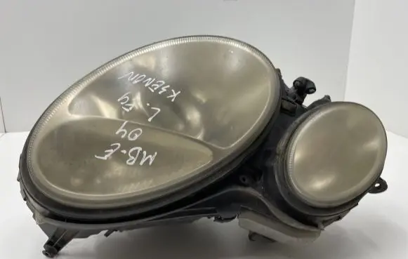 Mercedes-Benz E W211 Headlight/headlamp A0028202426 5DF00827900 00779074