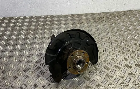 Audi Q2 - Front wheel hub 5Q0400054RS