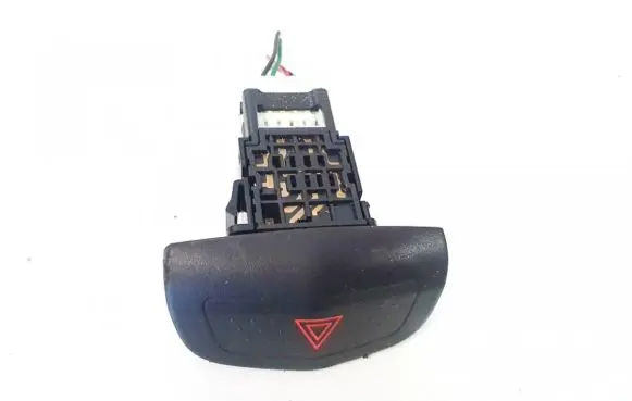 Nissan Primera Hazard light switch 06016