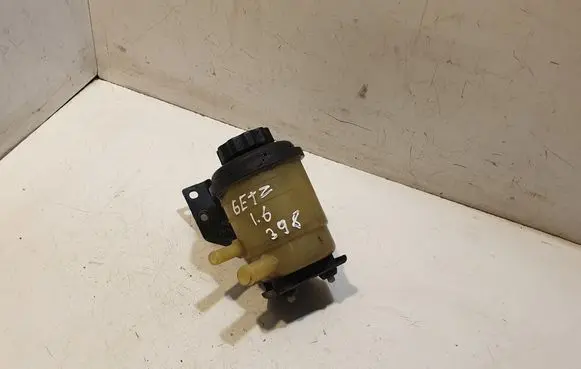 Hyundai Getz Power steering fluid tank/reservoir 