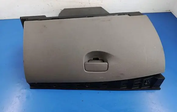 Renault Megane III Glove box 681080009R