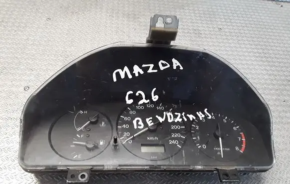 Mazda 626 Speedometer (instrument cluster) FEGE6WD