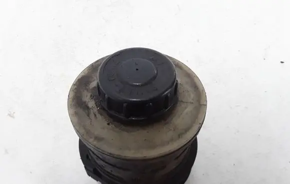 Opel Vivaro Power steering fluid tank/reservoir 7700782884