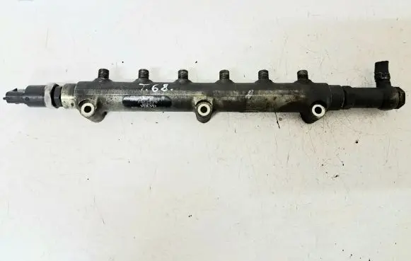 Volvo V70 Fuel main line pipe 0445215010 8658252