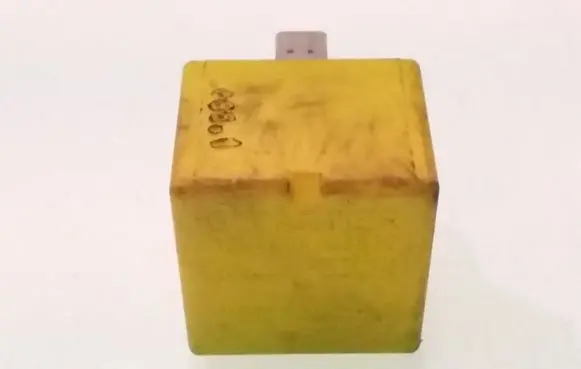 Renault Scenic I Other relay 7700844253