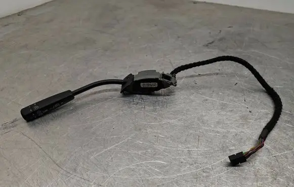 Mercedes-Benz CLK A208 C208 Cruise control stalk A2085450324