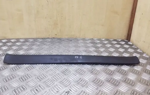 Toyota Corolla Verso E121 Front sill trim cover 6791113010