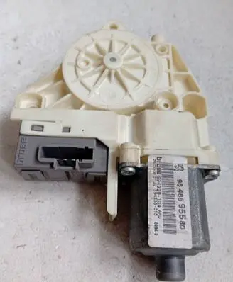 Peugeot 407 Rear door window regulator motor 9646595580