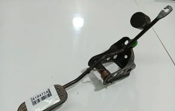 Toyota Yaris Accelerator throttle pedal
