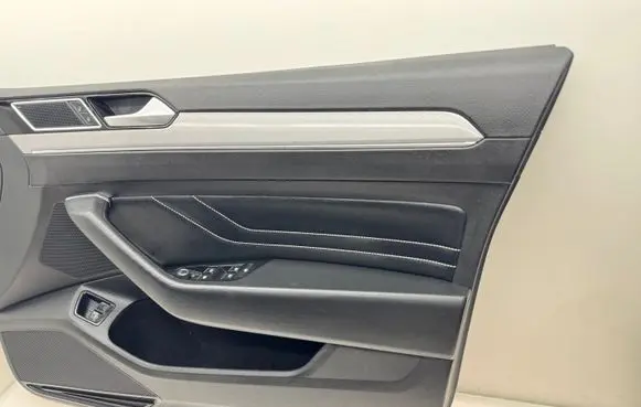 Volkswagen PASSAT B8 Front door card panel trim 3G2867012