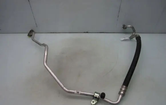 Mazda 3 Air conditioning (A/C) pipe/hose