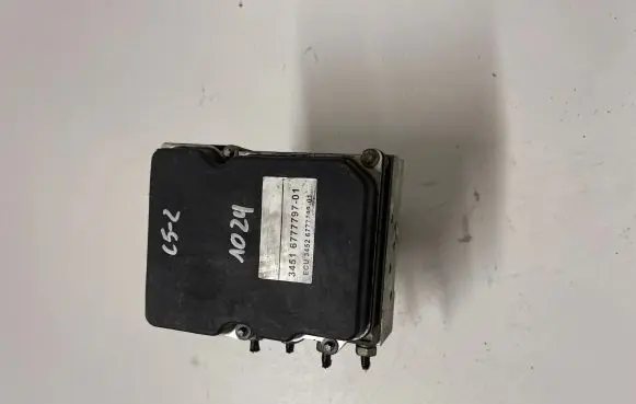 BMW 5 E60 E61 ABS Pump 6777799 6777797