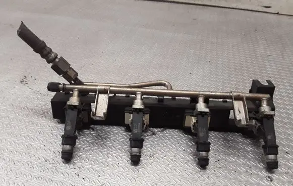 Opel Astra G Fuel injectors set 25313846