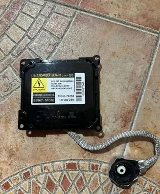 Lexus GS 300 350 430 450H Xenon control unit/module 8596751050 3900078258