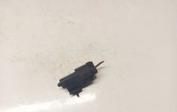Nissan X-Trail T30 Outside/exterior temperature sensor 