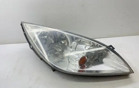 Mitsubishi Colt Headlight/headlamp MR957354 0301208202