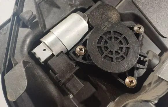 Front door window regulator motor