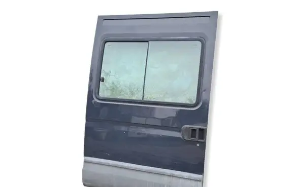 Iveco Daily 3rd gen Side sliding door 