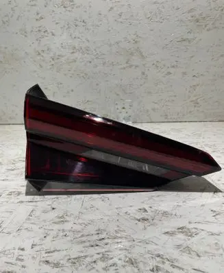 Audi A5 Tailgate rear/tail lights 8W6945093H 636529 636000