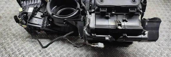 Ford Mustang VI Interior heater climate box assembly FR3B19B555