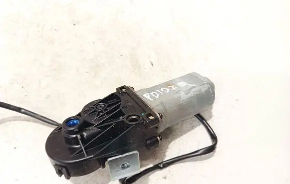 Hyundai Santa Fe Seat adjustment motor 88409cm300 8500099