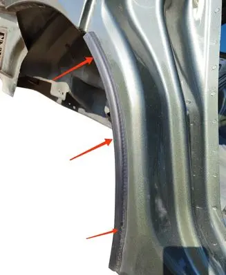 Fiat Freemont Rear arch trim 5076878AC