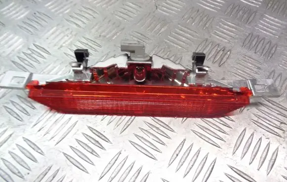 Toyota Corolla E120 E130 Third/center stoplight