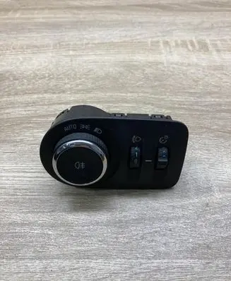 Opel Astra K Light switch 39050759 520759