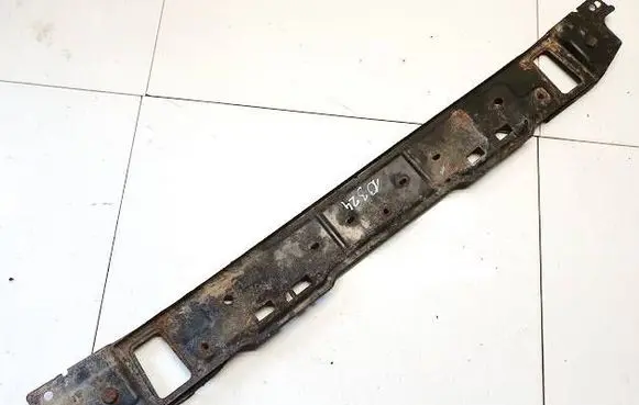 Citroen C4 II Picasso Radiator support slam panel