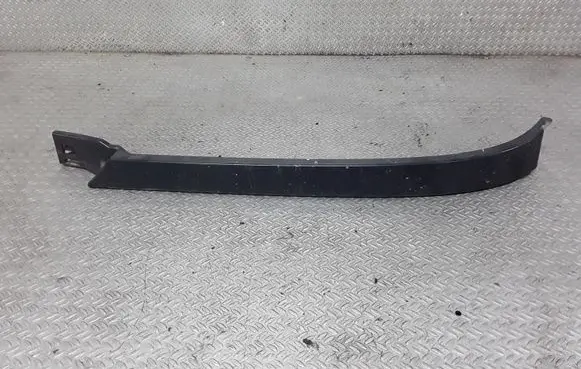Mercedes-Benz ML W163 Under headlight/headlamp trim 1638260177