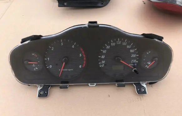 Hyundai Santa Fe Speedometer (instrument cluster) 9400326700