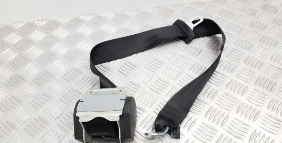 Rear seatbelt