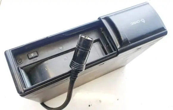 Audi TT Mk1 CD/DVD changer fa05735