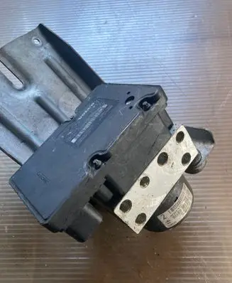 Volvo XC90 ABS Pump P08671225 10020403574