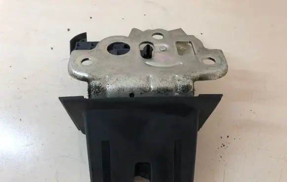 Skoda Superb B6 (3T) Tailgate/trunk/boot lock/catch/latch 3T5827520A