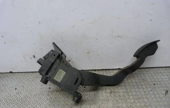Fiat Bravo Accelerator throttle pedal 0280755052 517856400 100690