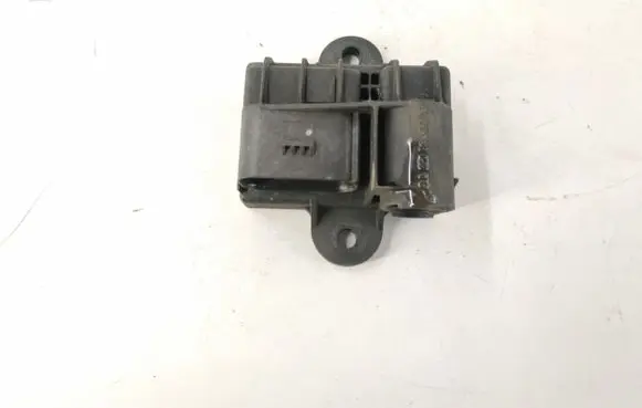 Mercedes-Benz B W246 W242 Glow plug pre-heat relay 6519000900 6519005502